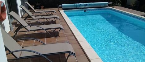 Outdoor pool, a heated pool