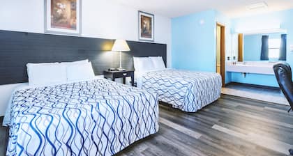 Blue Way Inn & Suites Wellington - Deluxe 2 Queen Bed Non Smoking