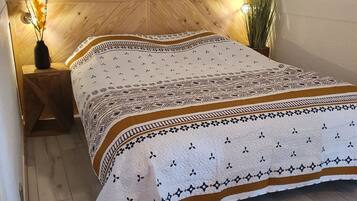 1 quarto, ferros/tĂĄbuas de passar roupa, Wi-Fi