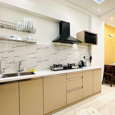 BluO Modern 1BHK - M Block Greater Kailash