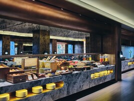 Morgunverðarhlaðborð daglega (138 CNY á mann)