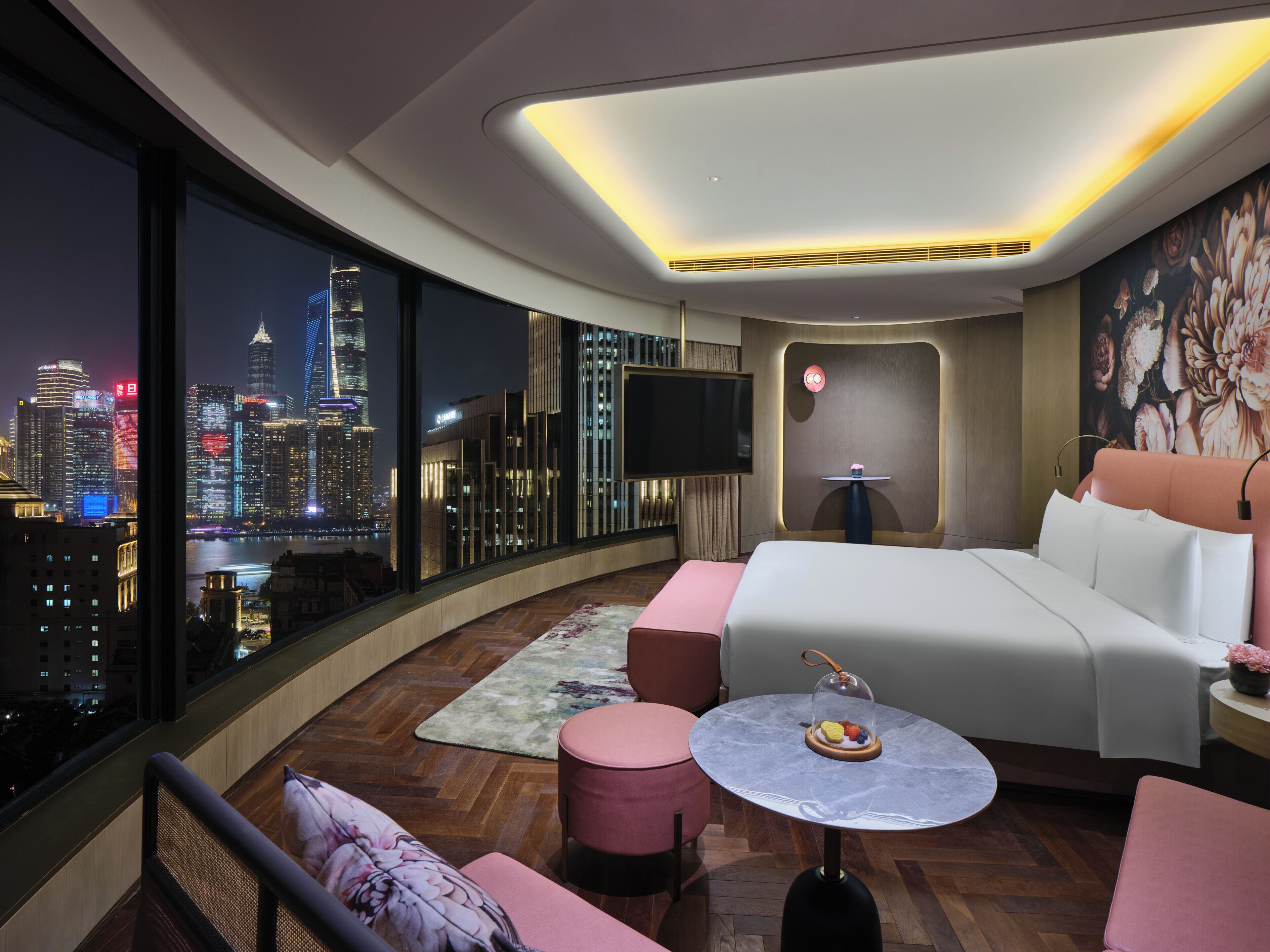Free minibar, laptop workspace, blackout drapes, soundproofing