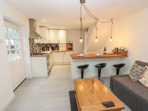 Cottage | Living room - Stable Cottage (Matlock)