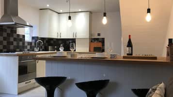Cottage | Interior