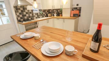 Cottage | Interior
