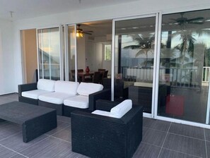 Outdoor dining - Vista Mare Ocean View Spacious 2-Bedroom (Samana)