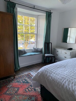 2 Schlafzimmer, Bügeleisen/Bügelbrett, Reisekinderbett, kostenloses WLAN
