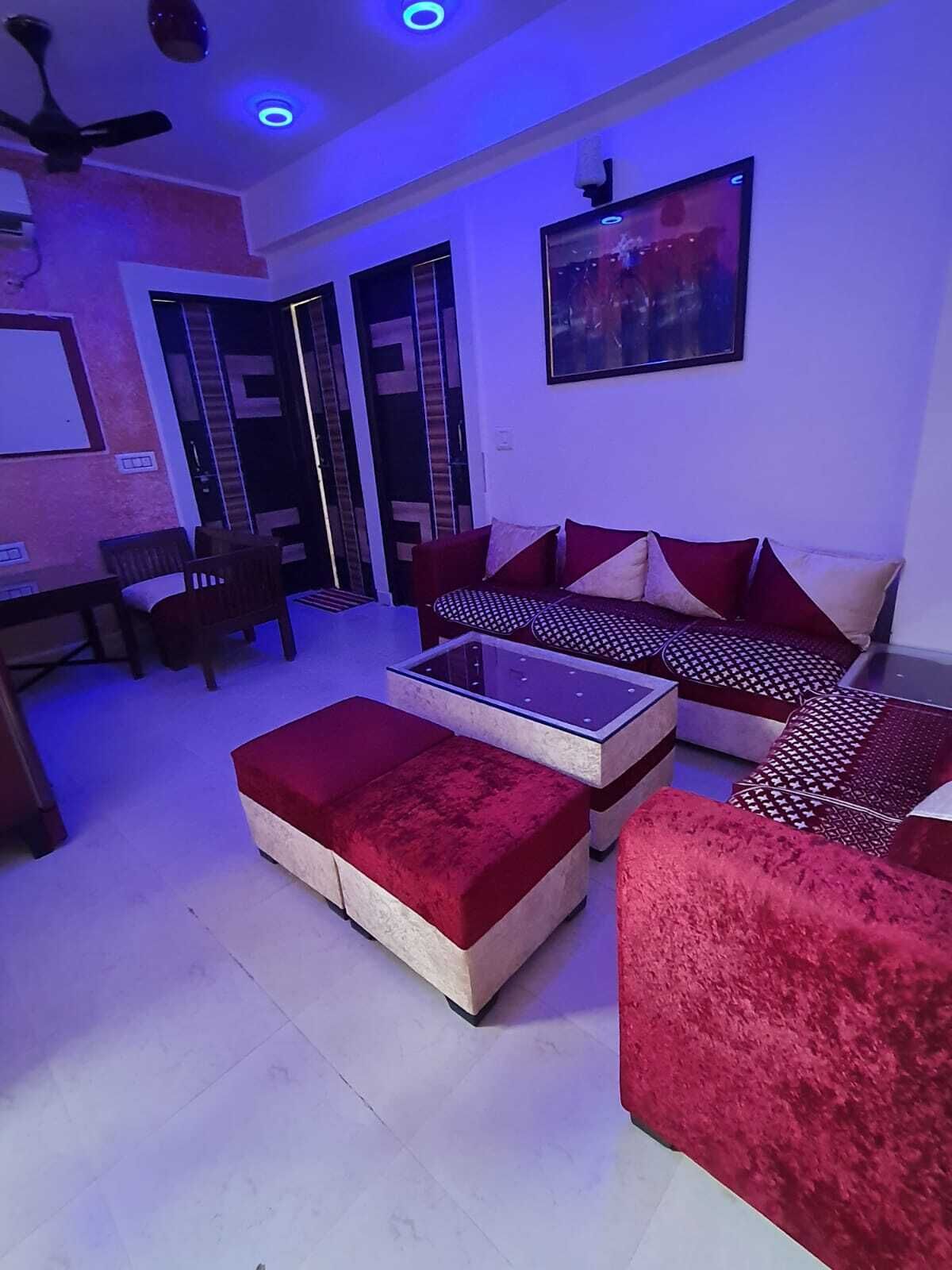 Smart TV, computer monitors