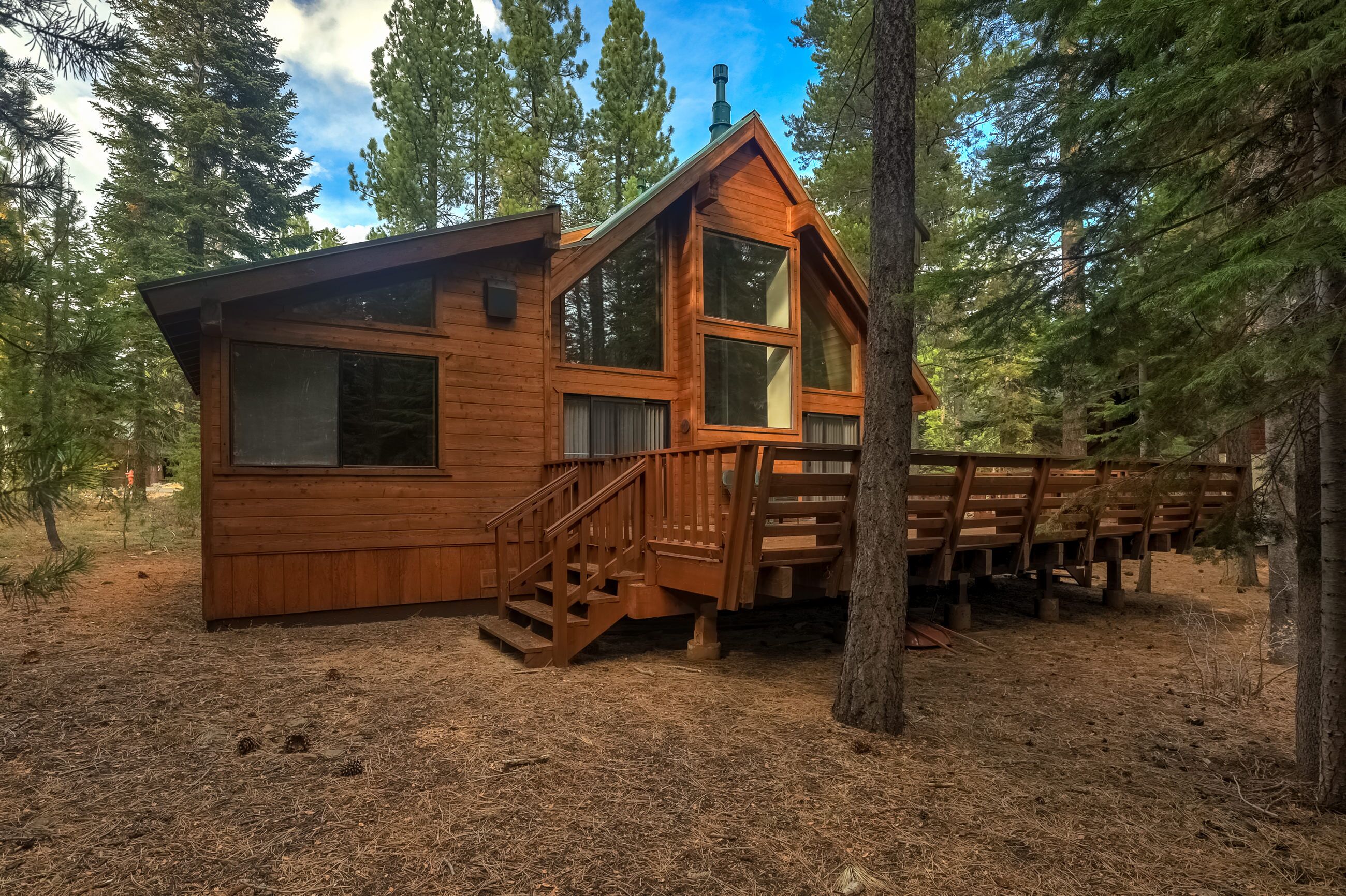 Serenity at Tahoe Donner - Great for Groups, Balcony, 25 min to Northstar