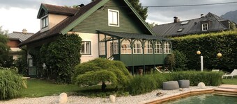 Family house incl. sauna garden & swimming pond