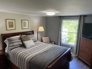 4 chambres, bureau, fer et planche à repasser, Wi-Fi gratuit