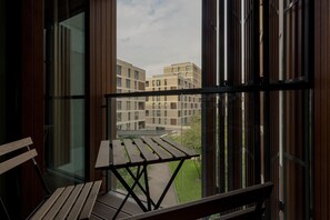 Studio, Balcony | Balcony - Studio Kolejowa Warsaw by Renters (Warsaw)