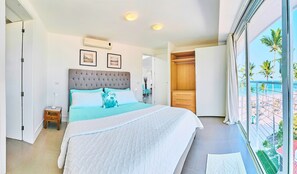 4 bedrooms, in-room safe, desk, iron/ironing board - Punta Cana Beachfront Penthouse - Ocean View, BBQ, Terrace, 4BR (Punta Cana)