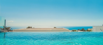 Villa AGUAMARINA by Abahana Villas