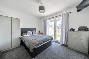 3 habitaciones, tabla de planchar con plancha y wifi gratis
