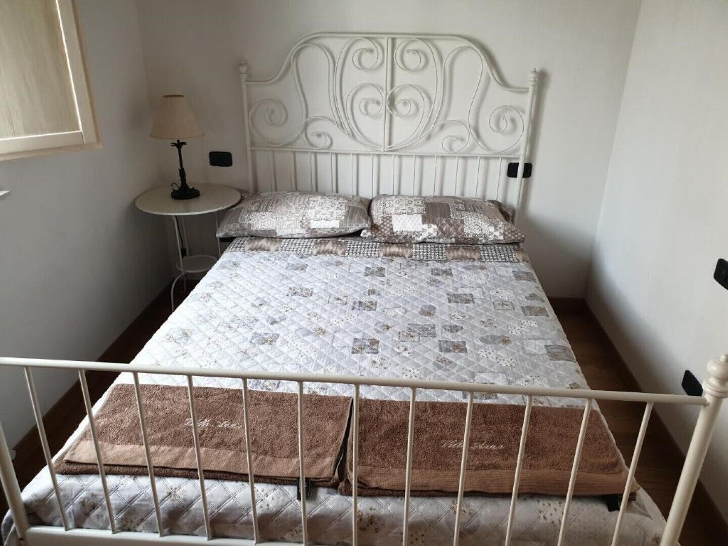 2 bedrooms