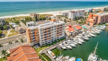 Marina/club náutico