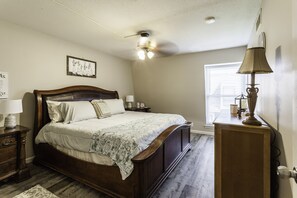 2 habitaciones, tabla de planchar con plancha y wifi gratis 