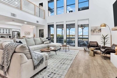 Lakefront Luxe 6BR/4.5B Home with Pool & Hot Tub