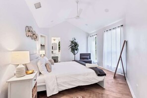 6 habitaciones, escritorio y tabla de planchar con plancha 