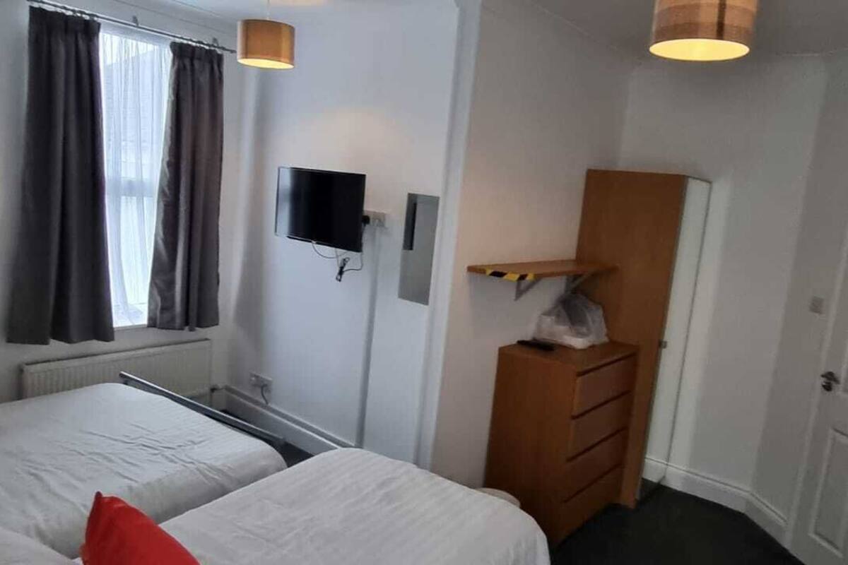 Dubbelrum för familj (Room 4) | 1 sovrum, sÀngtillbehör av högsta kvalitet och mörklÀggningsgardiner