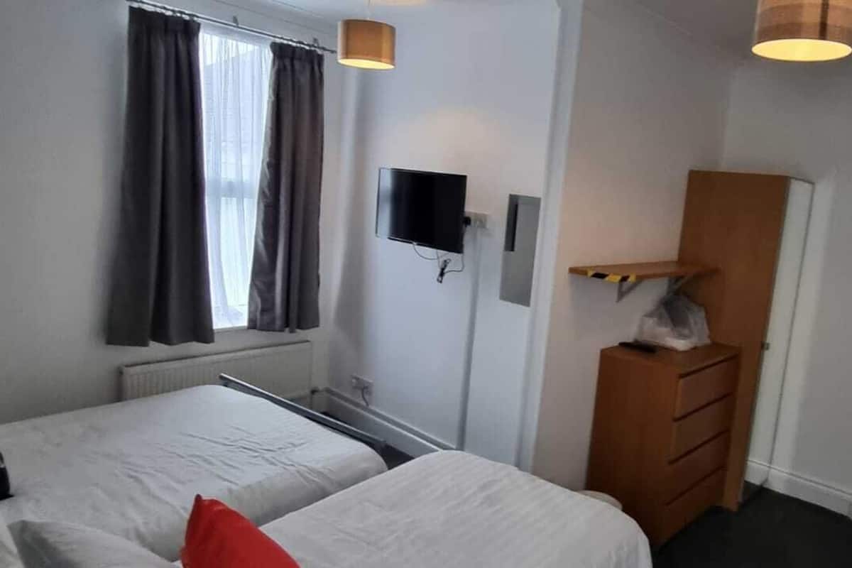 Familien-Doppelzimmer (Room 4) | 1 Schlafzimmer, hochwertige Bettwaren, Verdunkelungsvorhänge