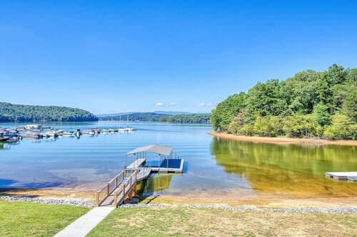 Great Lake Escape by Chatuge Home Concierge | Lakefront · Private Dock w/ Boat Slip · Hot Tub · Firepit