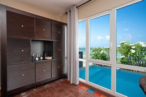 Villa, 1 chambre, piscine privée, au bord de l’océan | 1 chambre, literie de qualité, lit avec matelas à plateau-coussin