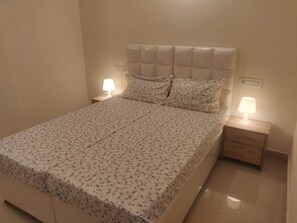 2 Schlafzimmer, Schreibtisch, kostenloses WLAN, Bettwäsche
