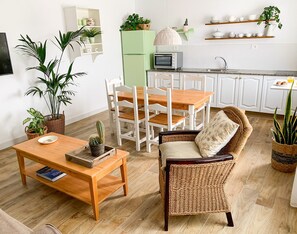 Dining - CHARMING APARTMENT AND SOLARIUM BY THE SEA (La Santa)