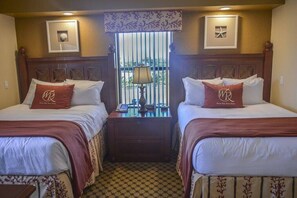 3 bedrooms, desk, iron/ironing board, WiFi