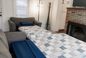 3 Schlafzimmer, Reisekinderbett, kostenloses WLAN, Bettwäsche