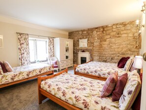 Stuga | 7 sovrum, individuell inredning, unika möbler och gratis wi-fi