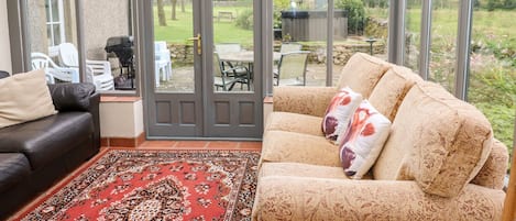 Cottage | Living room