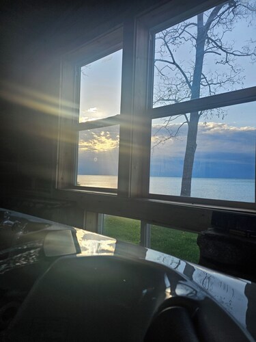 Waterfront Green Bay/Door County 3BR