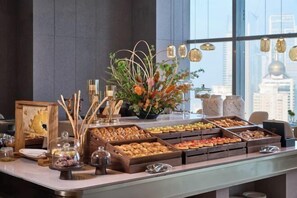 Restaurant - Grand Madison (Qingdao Wusi Square Sea View) (Qingdao)