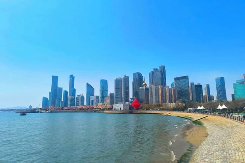 Grand Madison (Qingdao Wusi Square Sea View)