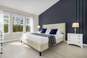 3 bedrooms, iron/ironing board, WiFi, bed sheets