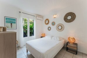 1 chambre, lit parapluie, Wi-Fi, draps fournis