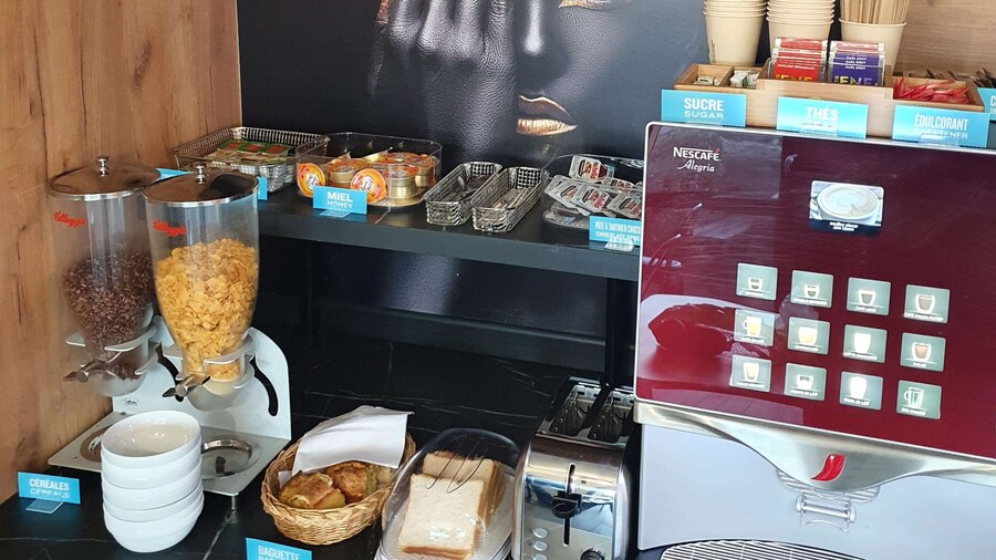 Kyriad Direct Caen Nord - Memorial