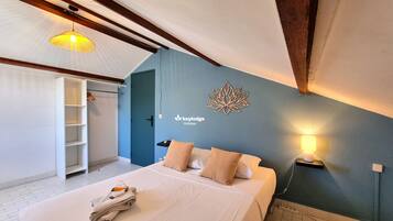 2 chambres, fer et planche à repasser, Wi-Fi gratuit, draps fournis