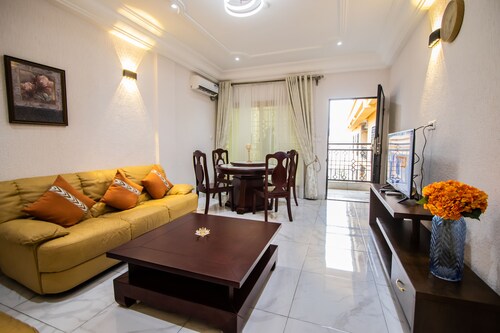 Residence Le Bonheur - Douala Airport & Douala Grand Mall