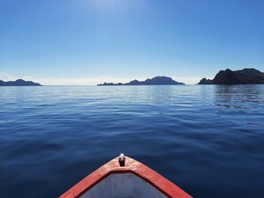 Beach nearby, sun-loungers, beach towels