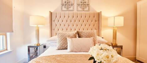 Deluxe Apartment, Private Bathroom | 1 bedroom