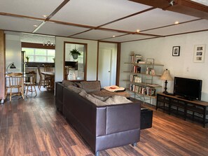 TV - Lakeview Farm: A paradise in the Eastern Townships (Stanstead)