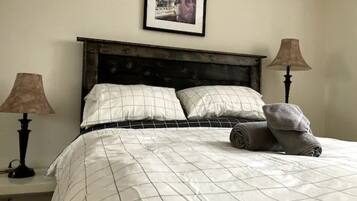 3 bedrooms, iron/ironing board, free WiFi, bed sheets