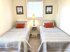 3 dormitorios, tabla de planchar con plancha, wifi gratis y ropa de cama