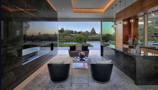 Interior - Stunning Modern Bel Air Luxury Estate (Los Angeles)