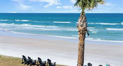 Ocean Vista Remodeled Oceanfront Property Steps to the ocean