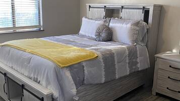 3 Schlafzimmer, Schreibtisch, WLAN